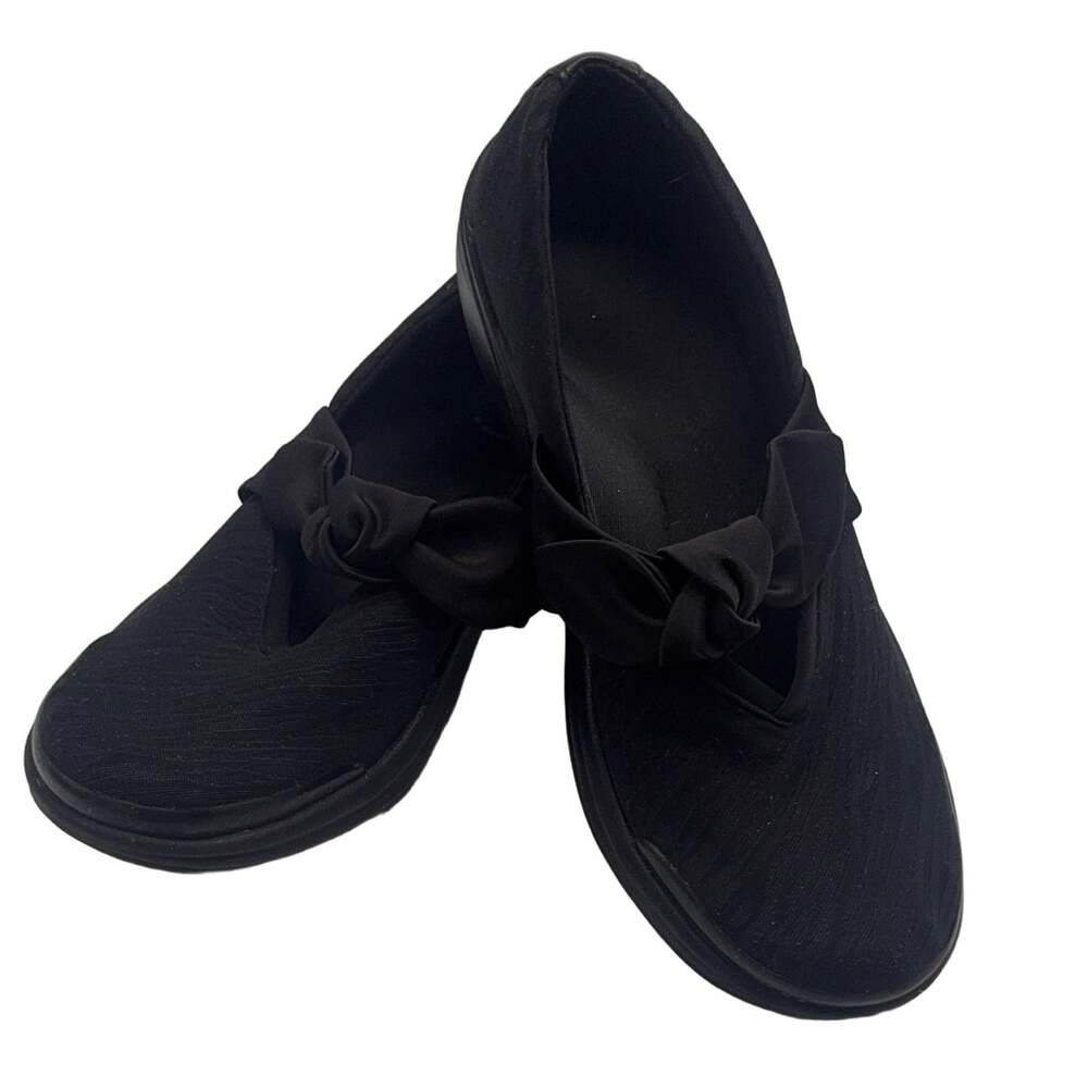Bzees Playful Slip On Comfort Shoes Black Size 9.5 M Lightweight Comfort Casual